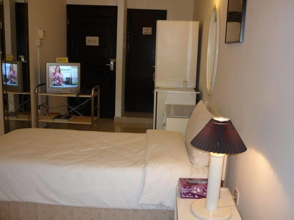 Qurum Beach Hotel Маскат Экстерьер фото